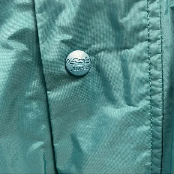 L.L. Bean Vintage 90’s Men's Stowaway Raincoat with Hood - Picture 6 of 13